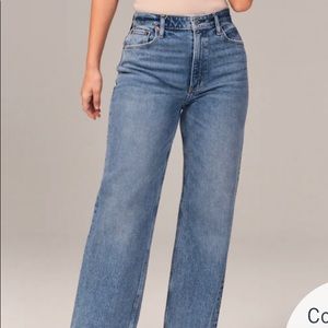 Abercrombie 90s High Rise Relaxed Jean (curve love)
